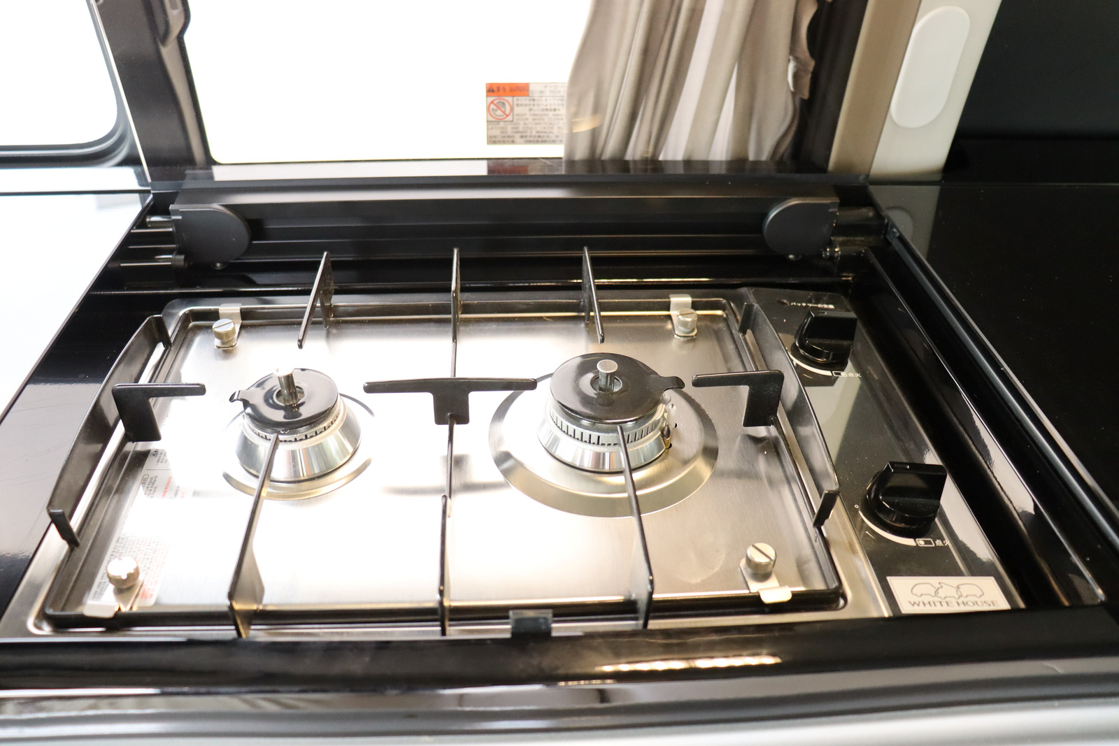 キャンピングカーバンコン