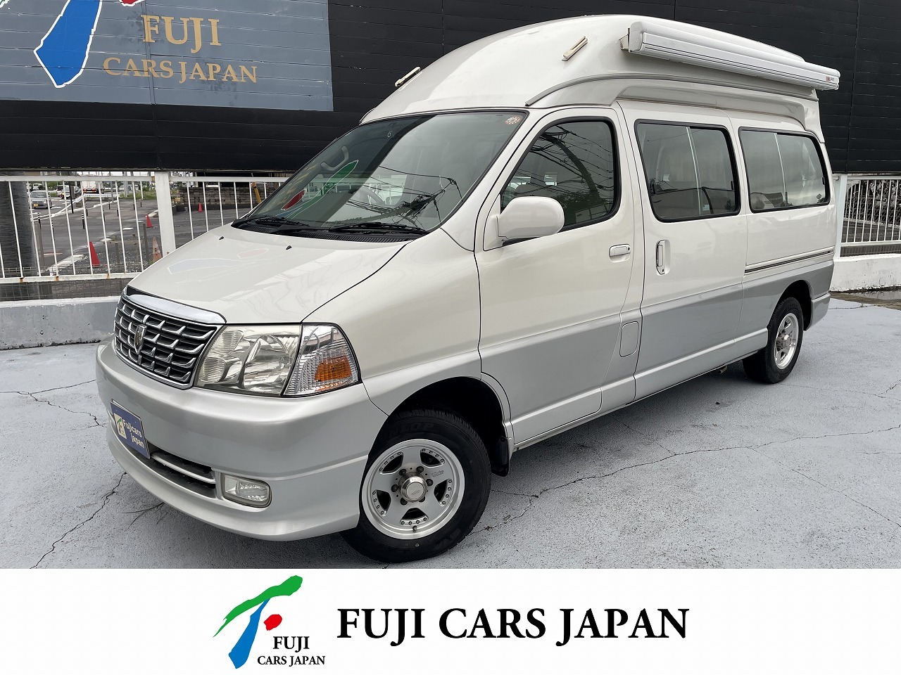 バンコン グランドハイエースワールドエアリー パレット 4WD