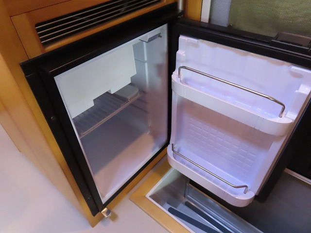 キャンピングカーキャブコン