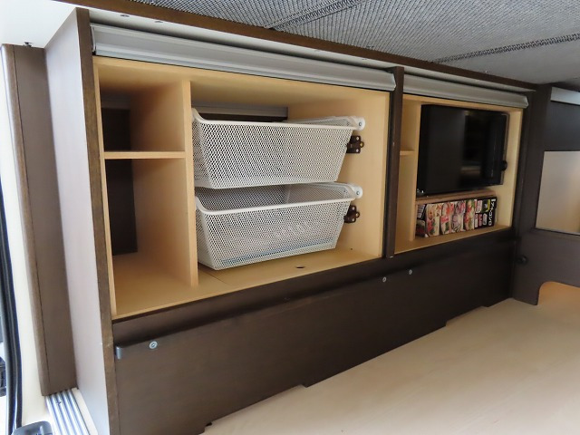 キャンピングカーバンコン