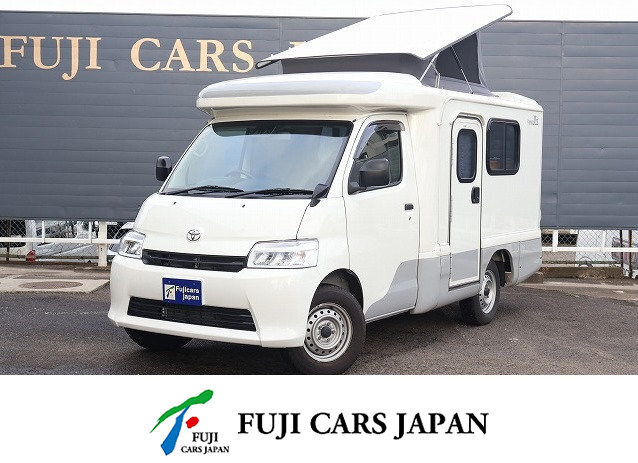 キャブコン タウンエースAZ-MAXエムホルーヴァミア DC冷房4WD