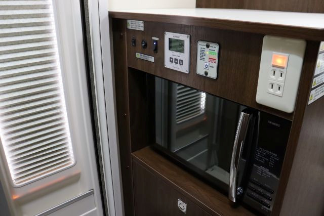 キャンピングカーキャブコン