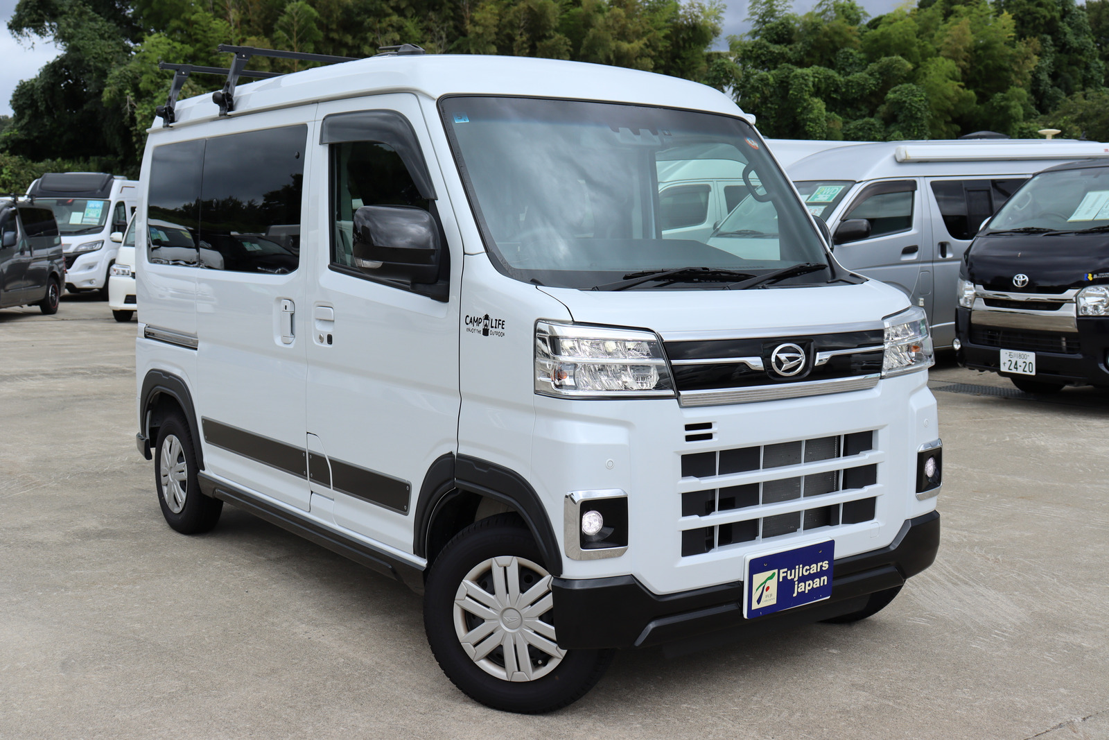 キャンピングカー軽キャンパー