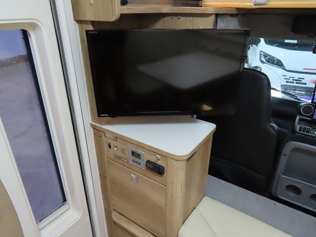 キャンピングカーキャブコン