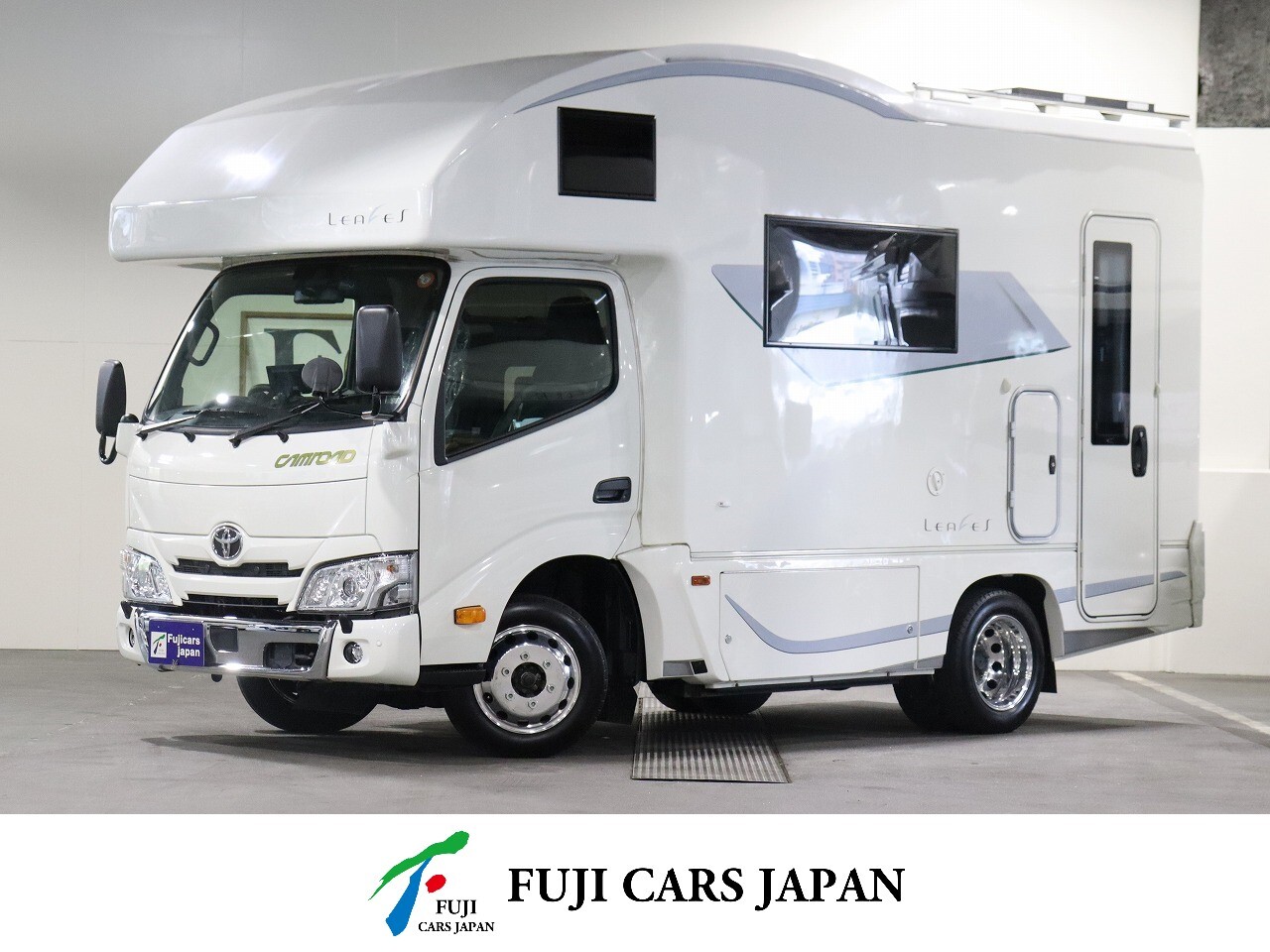 キャブコン カムロード バンテック コルドリーブス イリス4WD