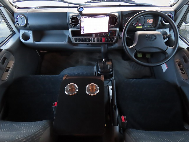 キャンピングカーキャブコン