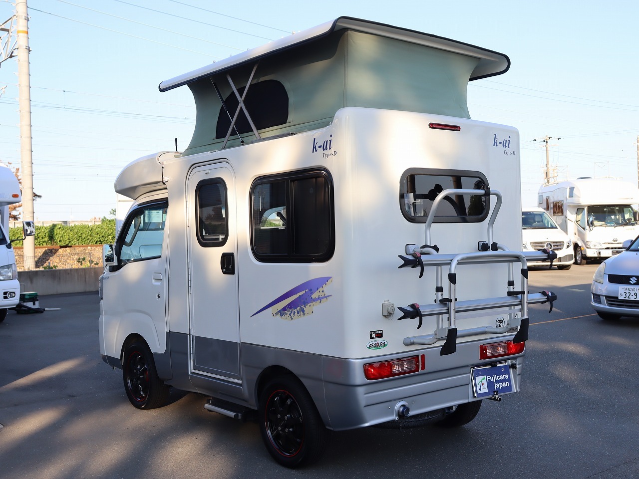 キャンピングカー軽キャンパー
