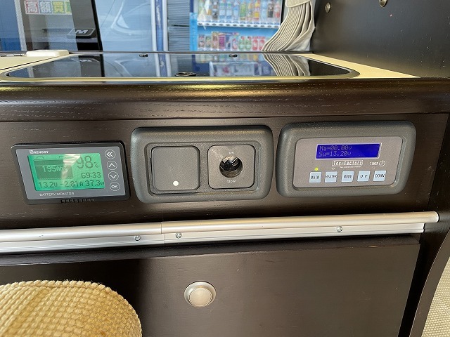 キャンピングカーバンコン