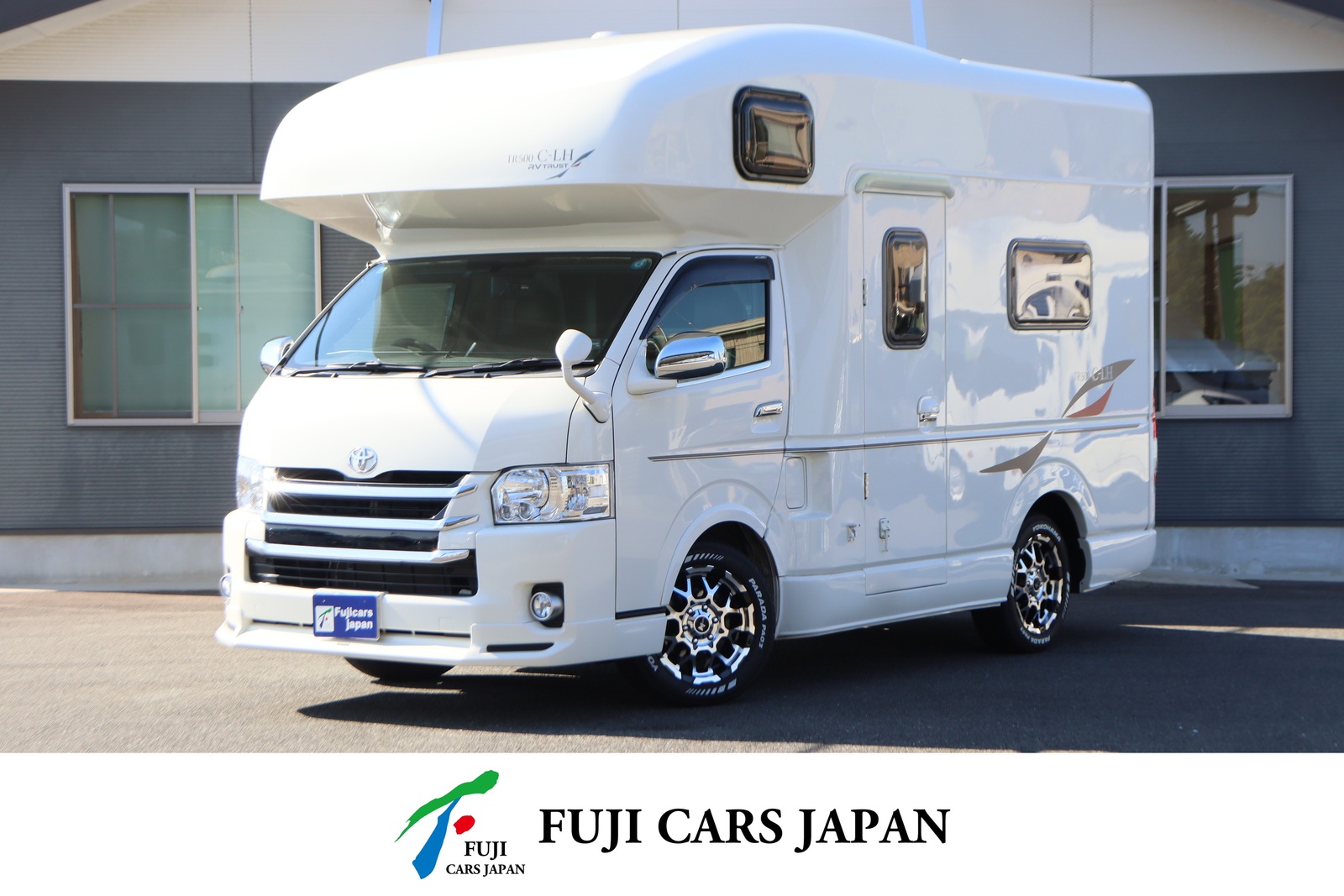 キャブコン ハイエース RVトラスト TR500 C-LH 4WD