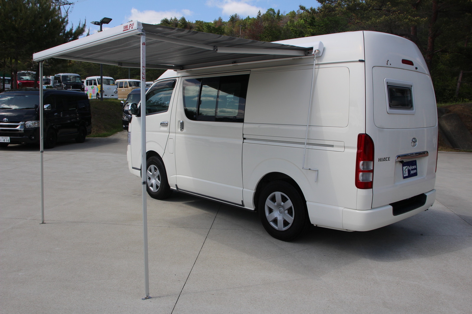 キャンピングカーバンコン