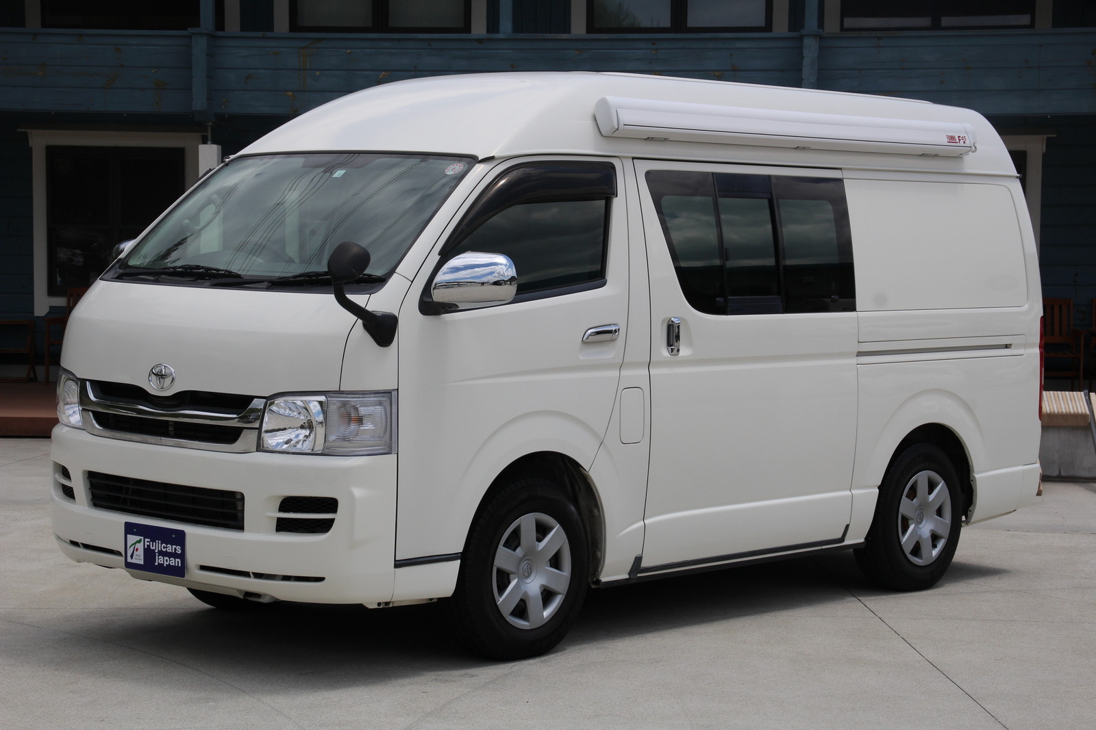 キャンピングカーバンコン