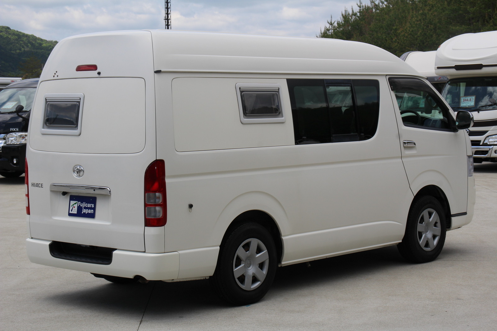 キャンピングカーバンコン