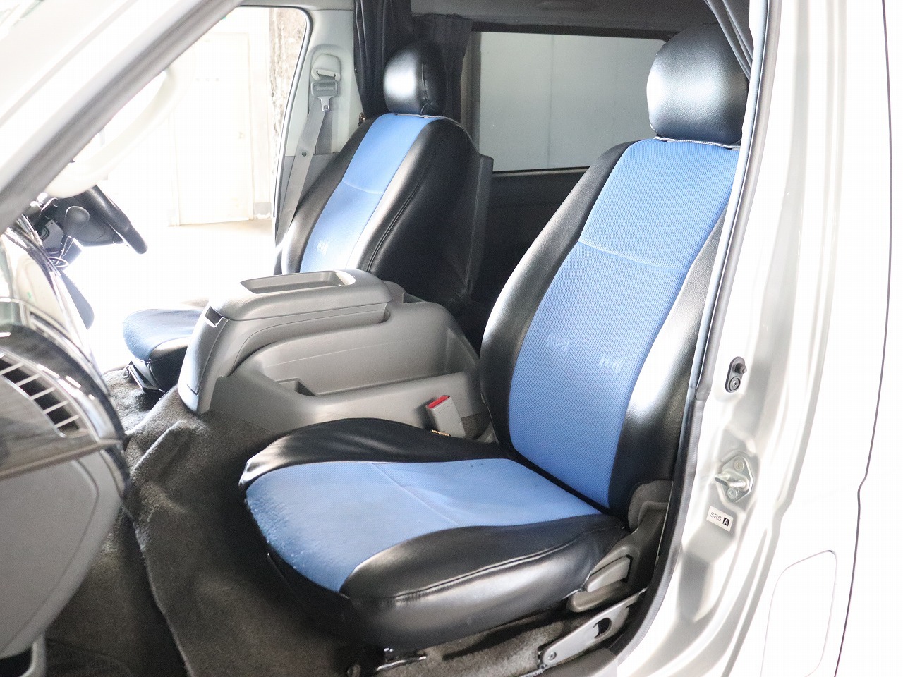 キャンピングカーバンコン