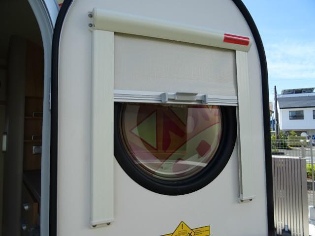 キャンピングカートレーラー