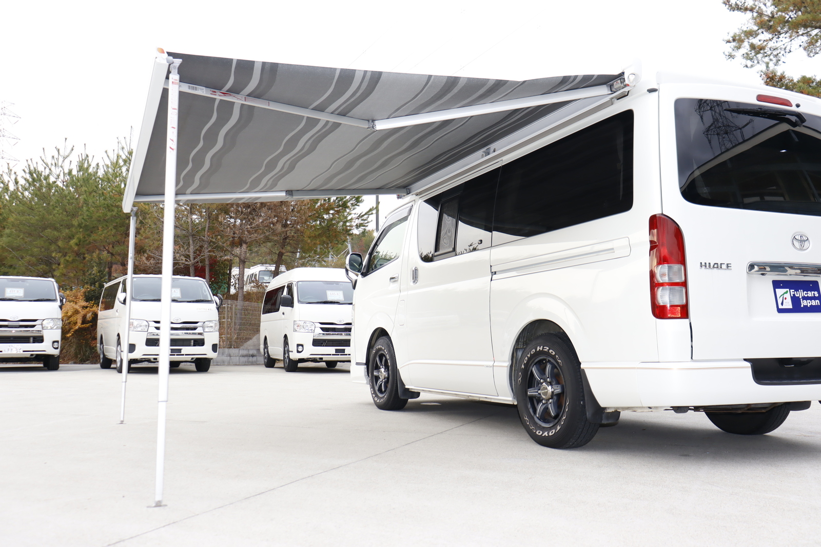 キャンピングカーバンコン