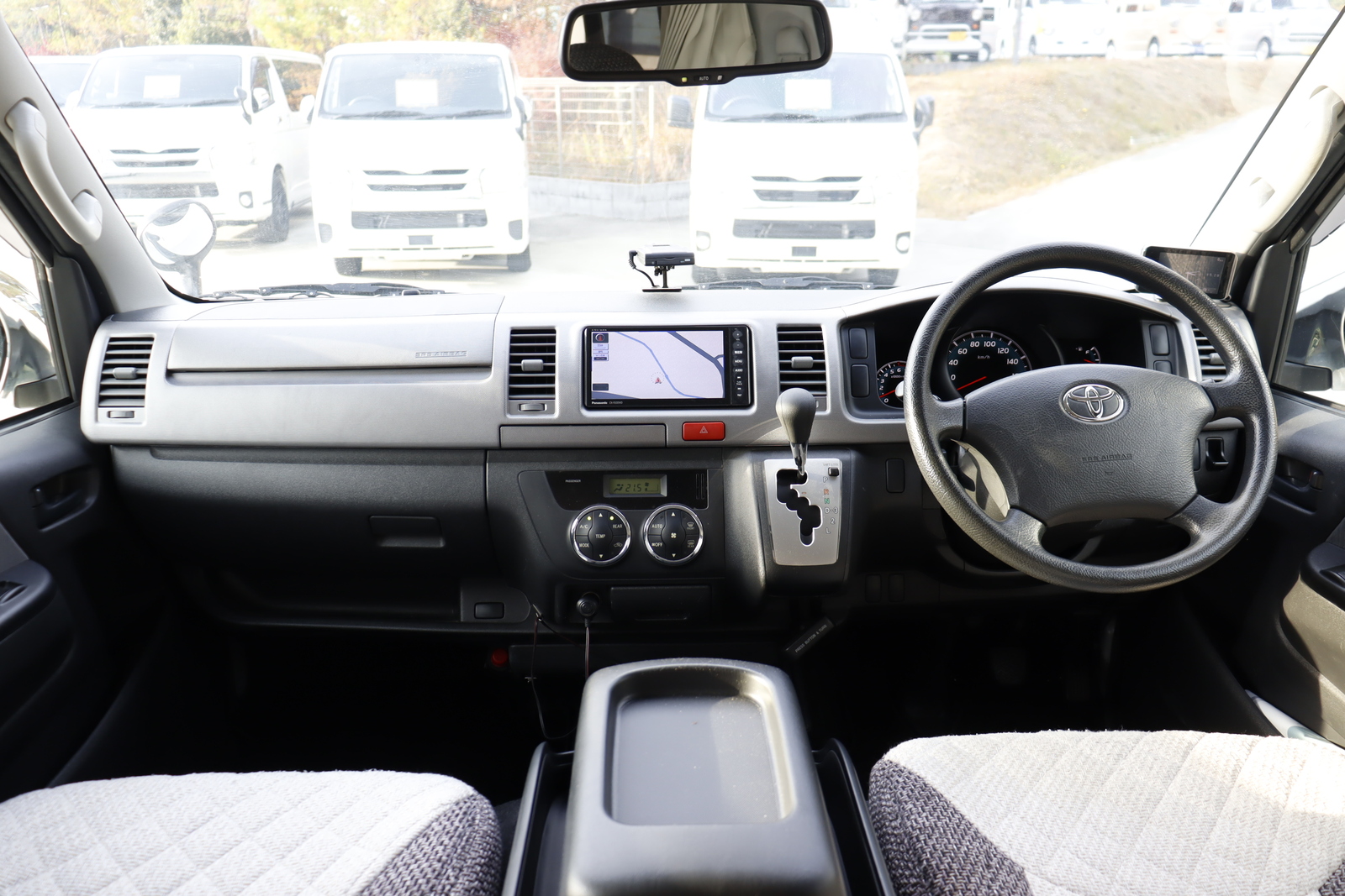 キャンピングカーバンコン