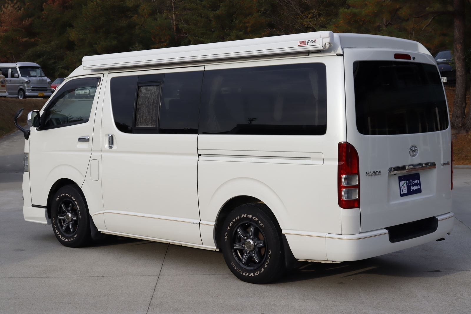 キャンピングカーバンコン