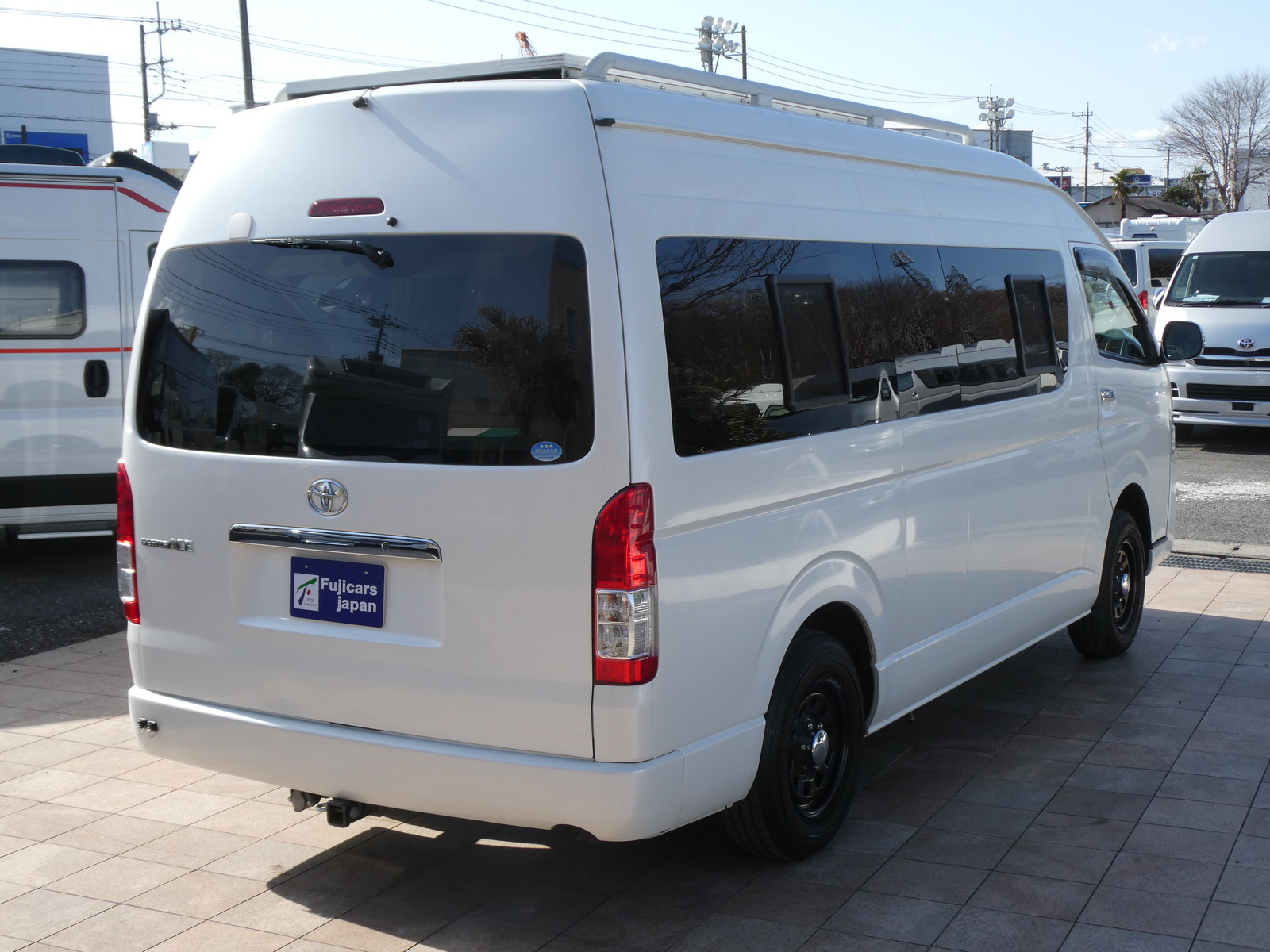 キャンピングカーバンコン