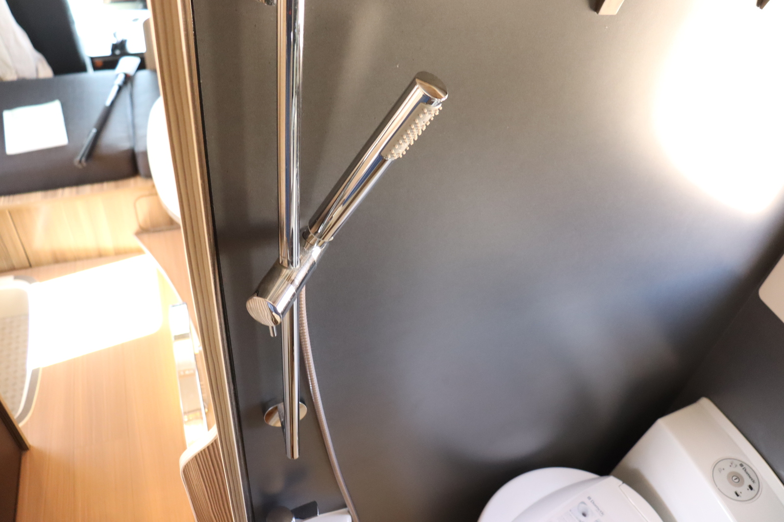 キャンピングカーキャブコン