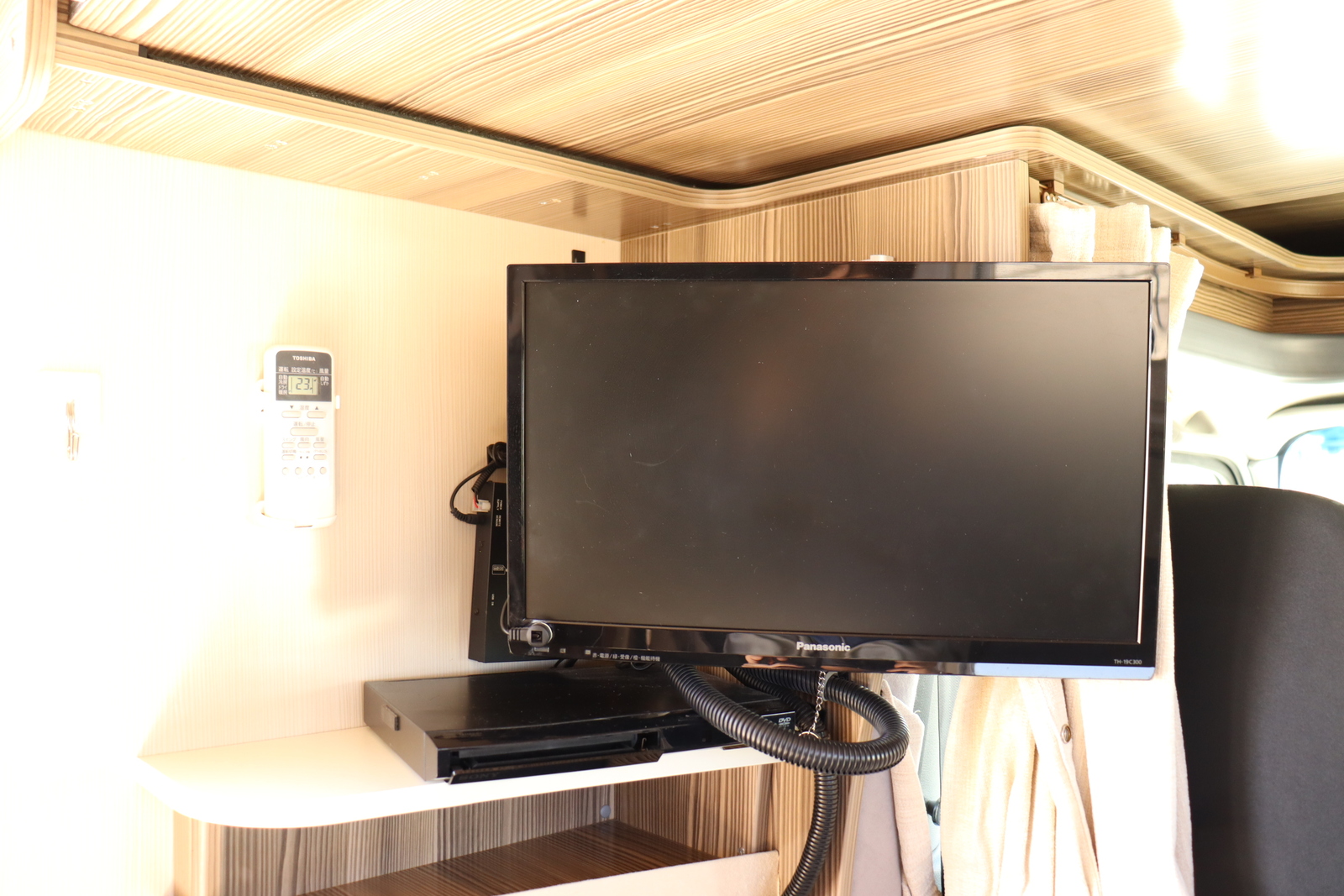 キャンピングカーキャブコン