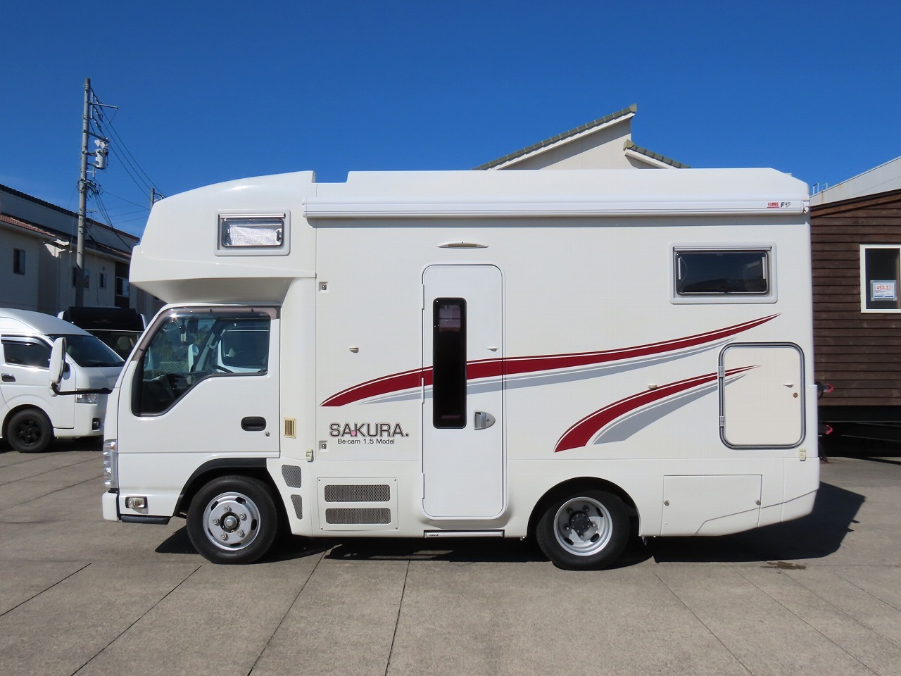 キャンピングカーキャブコン