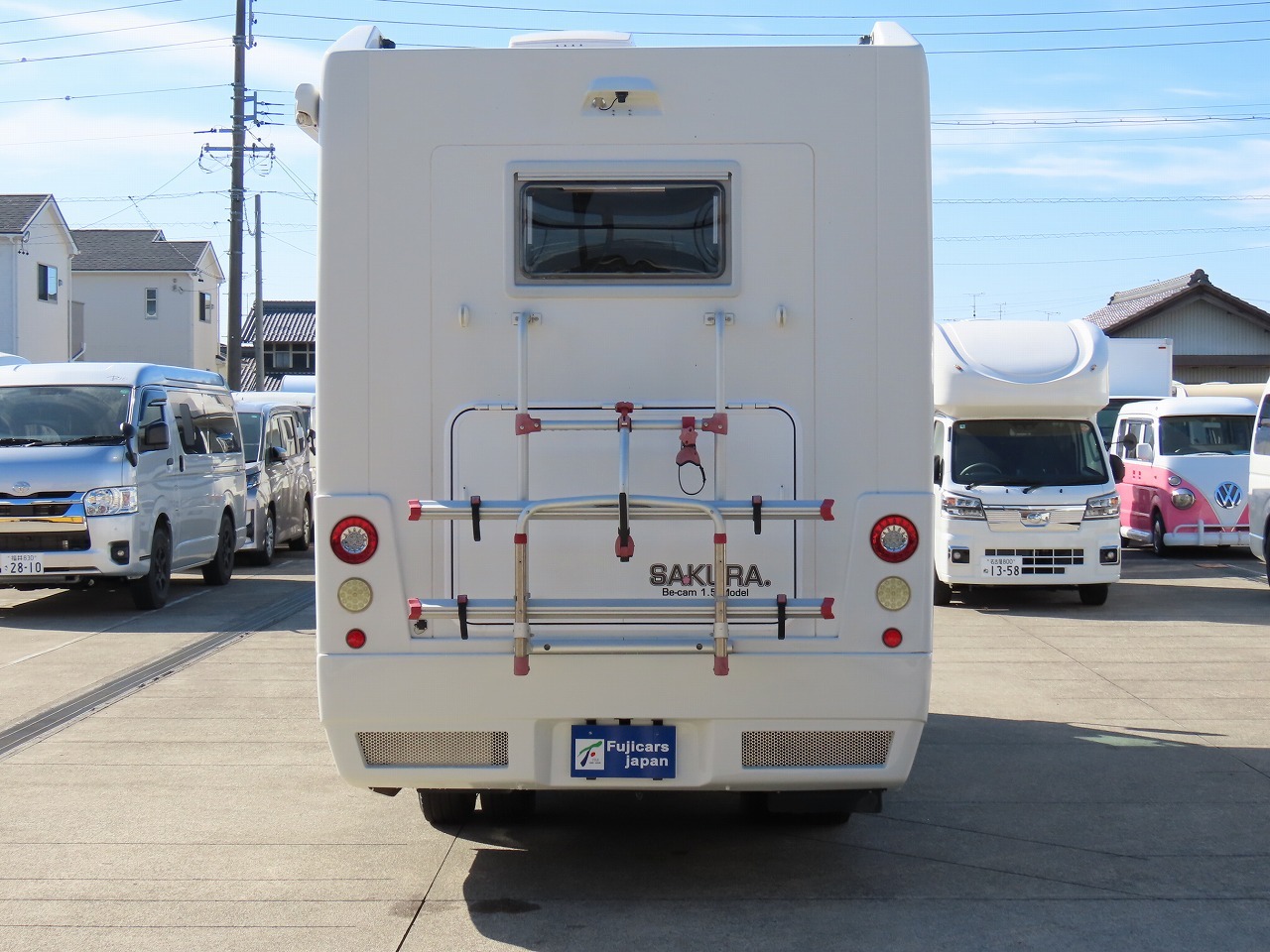 キャンピングカーキャブコン