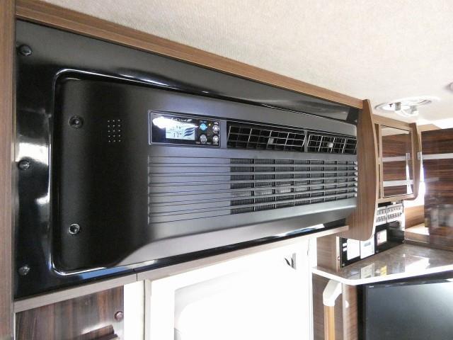 キャンピングカーキャブコン