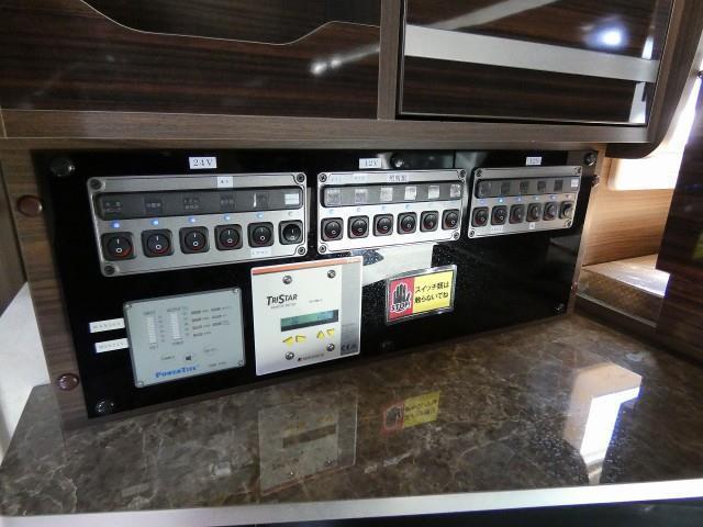 キャンピングカーキャブコン