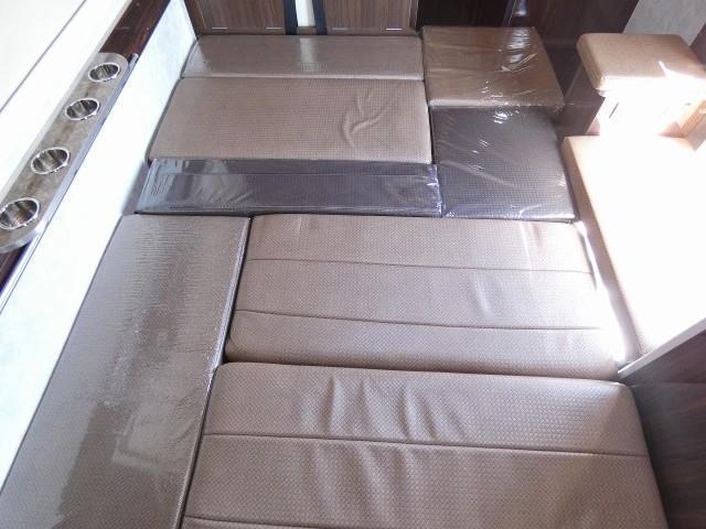 キャンピングカーキャブコン